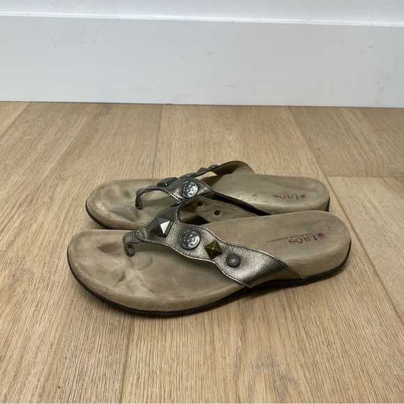 TAOS Red Willow Collection Sandals Size 9 Silver - Picture 4 of 6